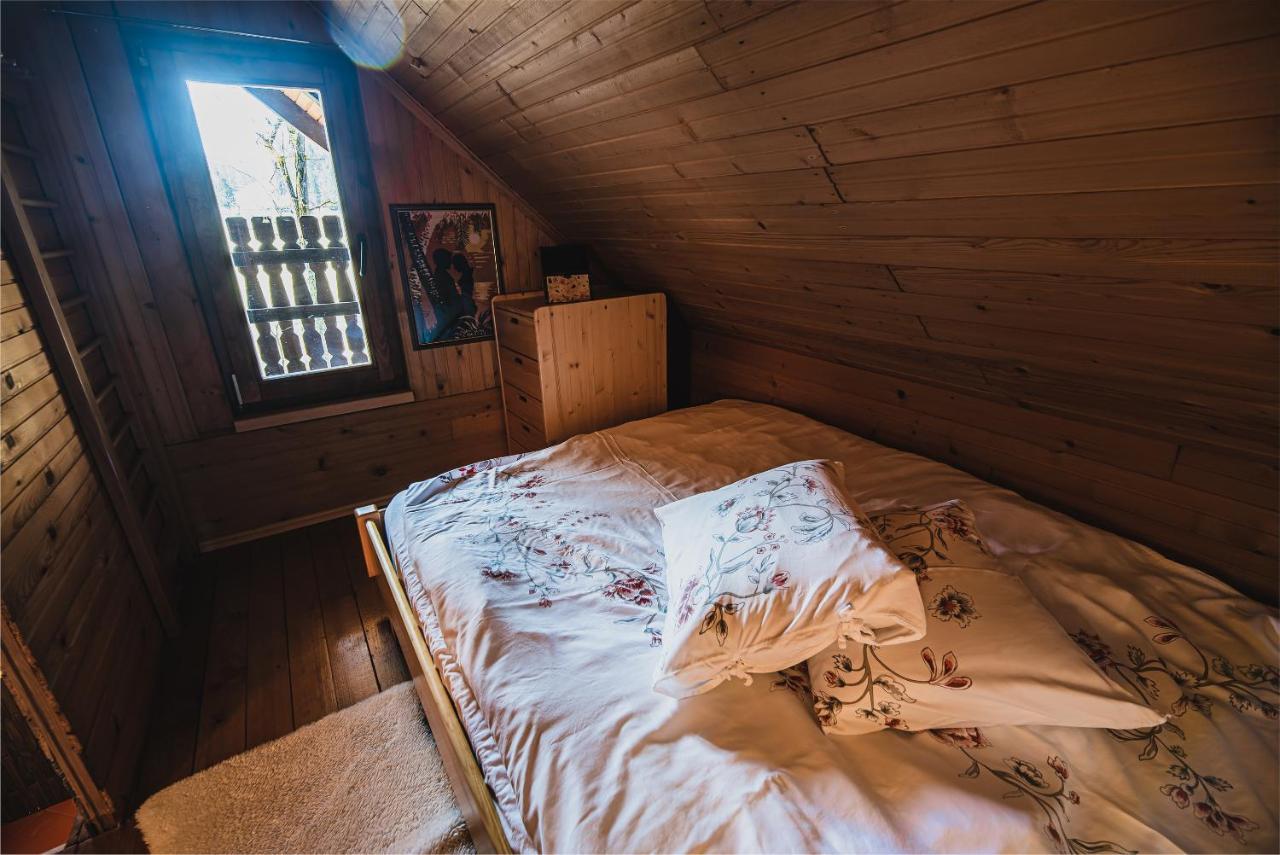 Wooden Cabin Zurej With Hot Tub Bukovje v Babni Gori Екстериор снимка